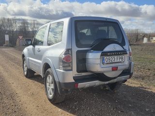 Mitsubishi Montero 2007
