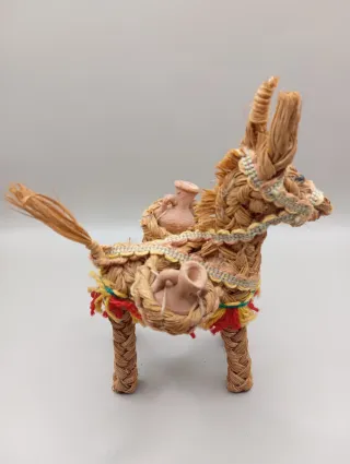 Decorazione casa asino in corda