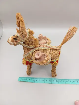 Decorazione casa asino in corda