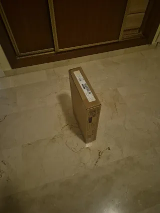 2 mesitas de noche Ikea STOMSÖ Madera Beige.