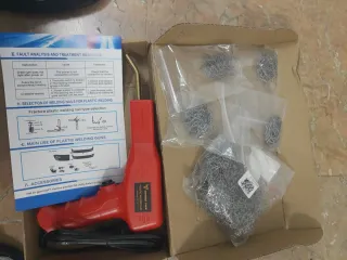 Pistola soldador plástico 700 grapas