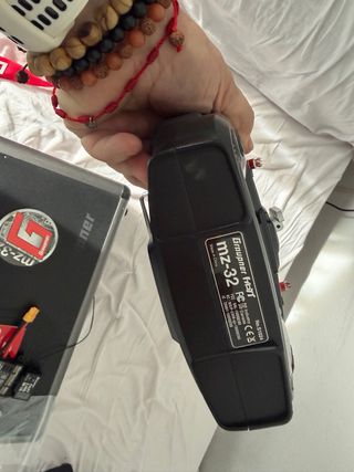 Emisora RC MZ-32 Roja