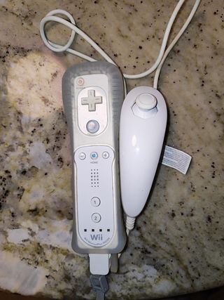 Consola Nintendo Wii Blanca + Accesorios