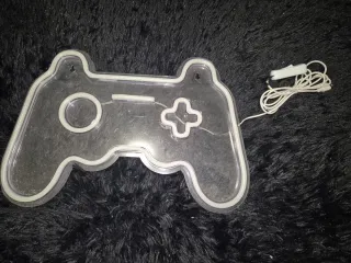 LUZ DE NEON DE MANDO GAMING