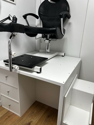 Mueble para pedicura con silla hidraulica