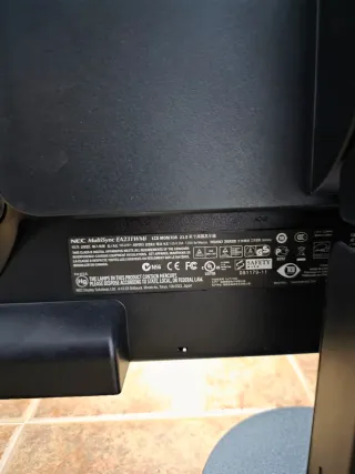 Monitor NEC MultiSync EA231WMi 23