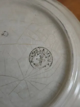 Plato hondo antiguo La Cartuja Pickman