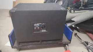 Caja Bajo 1x15 400W EV con Tweeter