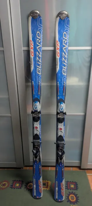 Sci Blizzard GXP con attacchi