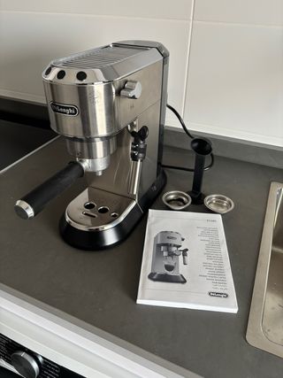 Cafetera Delonghi Dedica Style