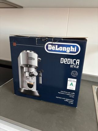 Cafetera Delonghi Dedica Style