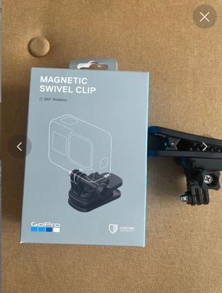 Cámara Explorer con diferentes soportes