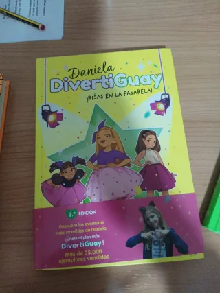 Daniela Divertiguay 4. ¡La clase más loca! (Dan...