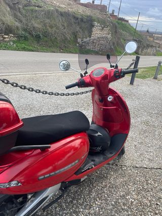 Moto Eléctrica 125cc Roja