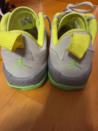 Nike Jordan One Take 4 Grises y Verdes