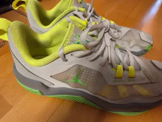 Nike Jordan One Take 4 Grises y Verdes