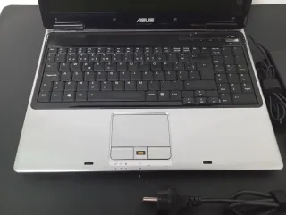 Portátil ASUS Preto/Prata