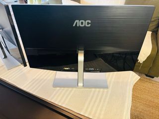 2 Monitores AOC 28 4K UHD