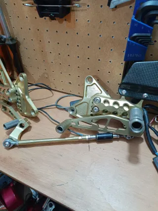 Estriberas retrasadas Guilles Kawasaki Z800