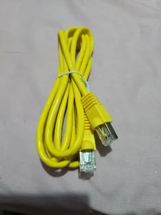 02 Cables Ethernet Amarillo Cat.5e-RJ45. Total