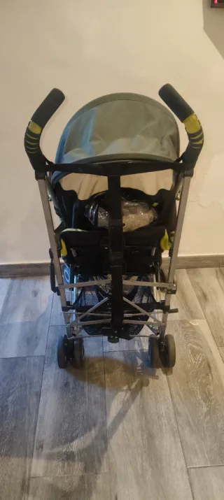 Carrito Maclaren Verde y Amarillo