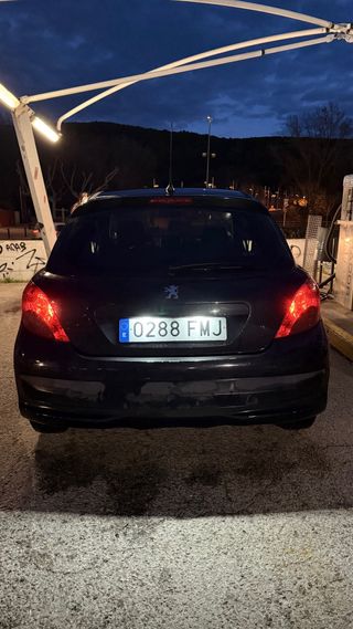 Peugeot 207 2006