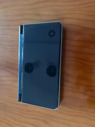 Nintendo DS XL marrón oscuro