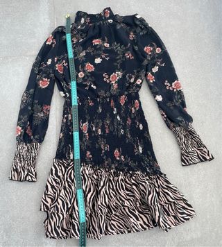Vestido Caotica XS Estampado Floral y Cebra