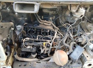 1735541 abs ford 8c112c405bb transit caja cerrada