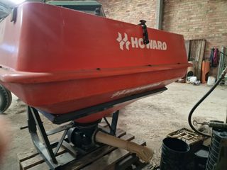 Abonadora Howard 1.200 kg