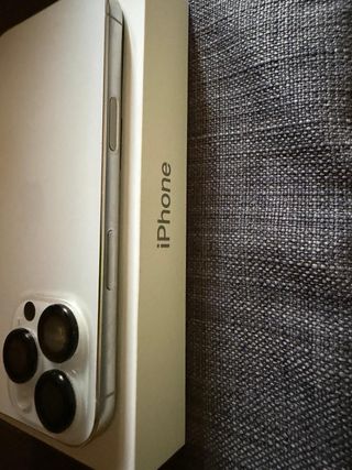 iPhone 16 Pro 256GB Plata