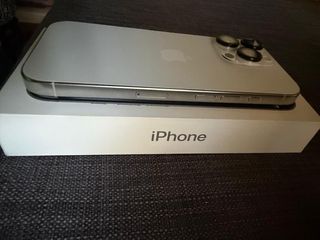 iPhone 16 Pro 256GB Plata