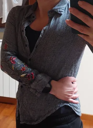 Camicia donna ricamata in cotone caldo