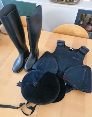 Pack Hípica: Chaleco, Botas, Casco