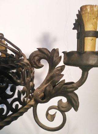 LAMPARA ANTIGUA DE FORJA.