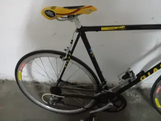 Bicicleta de carreras Giant años 90