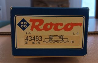 Locomotora eléctrica serie DB 194 151-7 Roco H0