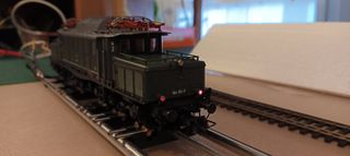 Locomotora eléctrica serie DB 194 151-7 Roco H0