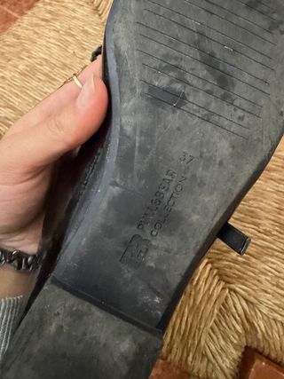 Merceditas negras charol