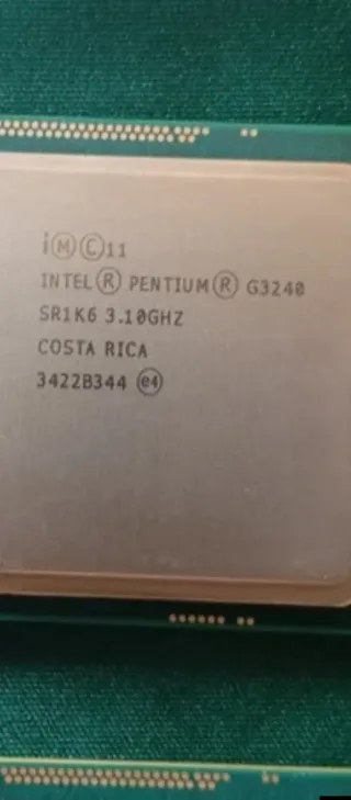 Lote 3 CPUs Intel Core i5 (6500, 8400, 8500)