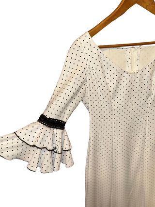 Traje Flamenca Lunares Volantes