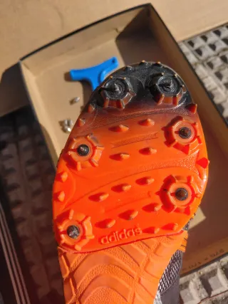 Zapatillas de clavos Adidas