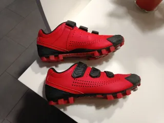 Zapatillas Ciclismo Spiuk T.44 Rojas