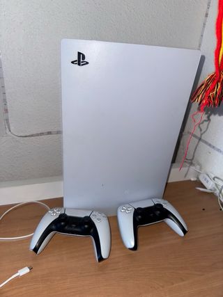 Consola PS5 con 2 mandos