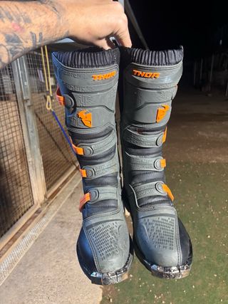 Botas Motocross THOR BLITZ XP 1SALIDA TALLA 43