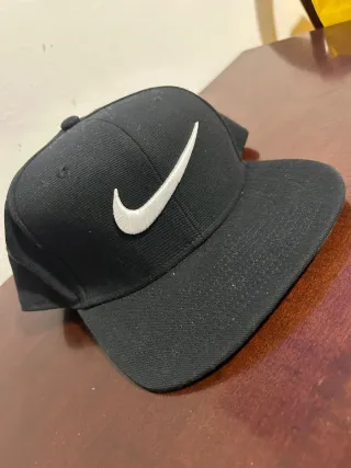 Gorra Nike Negra