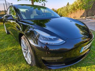 Tesla Model 3 2019 performance