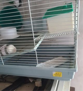 Jaula para hámster con accesorios