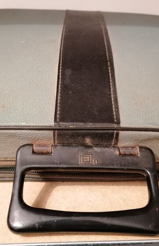 Máquina de escribir Olivetti Lettera 32