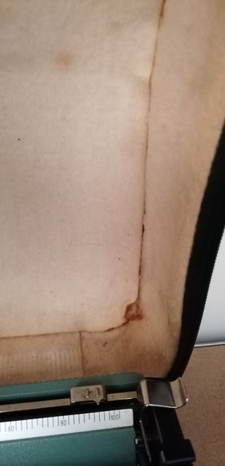 Máquina de escribir Olivetti Lettera 32